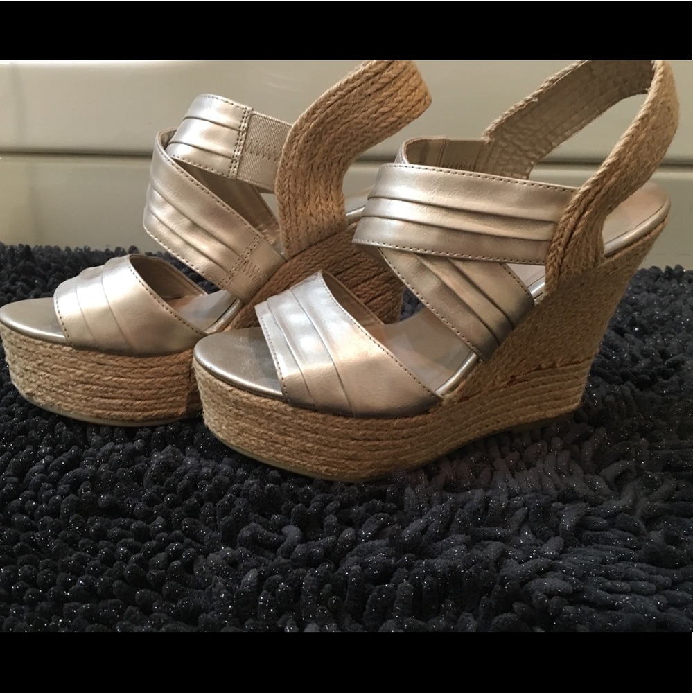 SOLD! Shimmery Summer Wedges